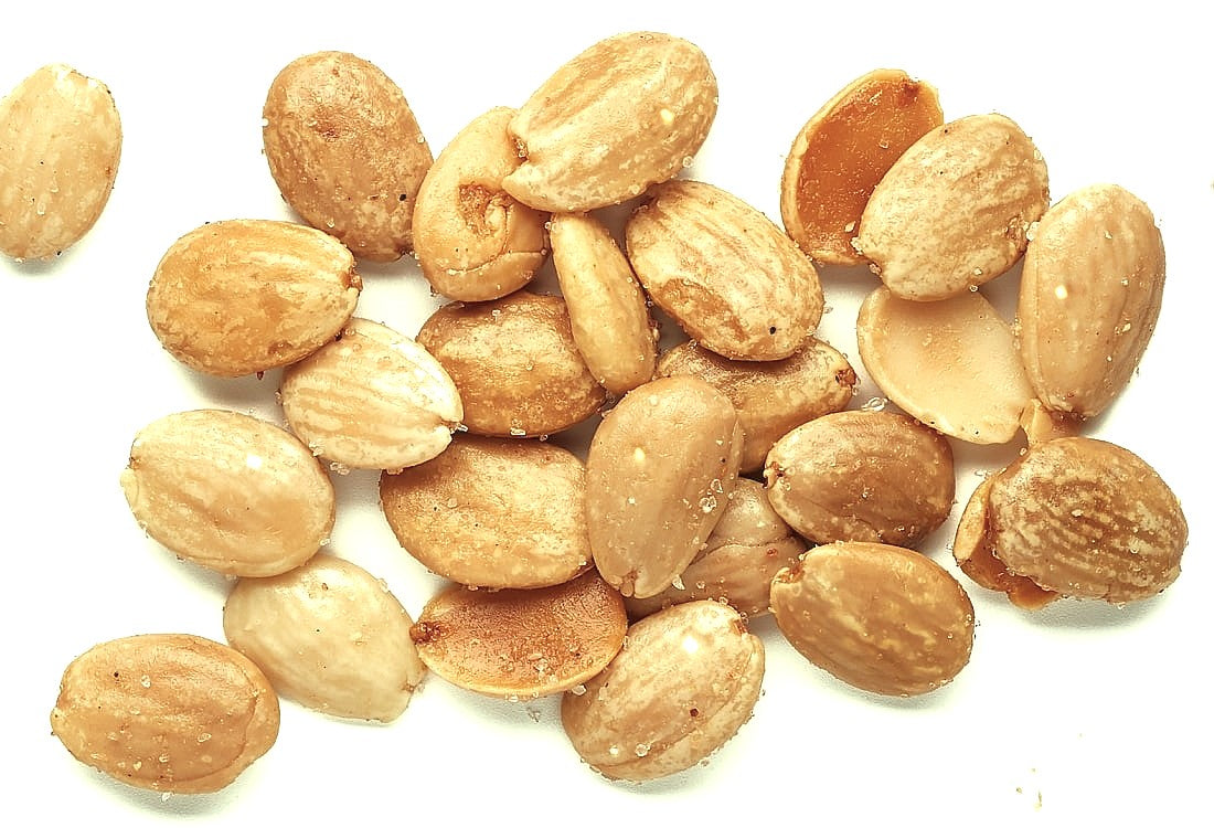 Almendras tostadas CON SAL 16,95€ kg